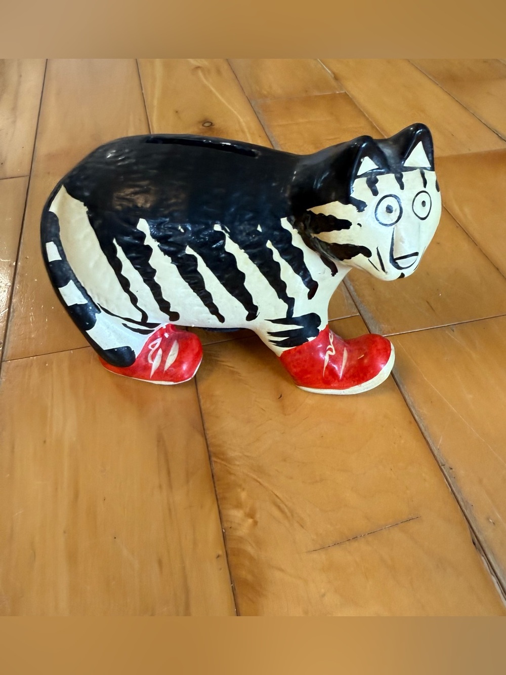 Vintage kilban Ceramic Cat Coin Bank in Black, White & Red